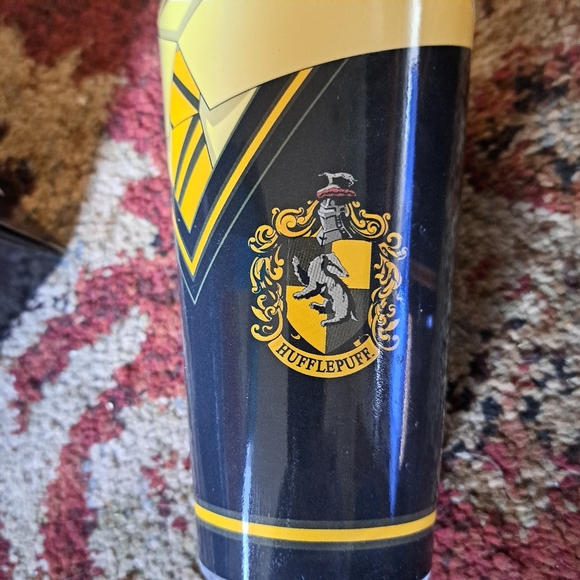 NIB Harry Potter Crested Glassware Set of 4 - Picture 9 of 13